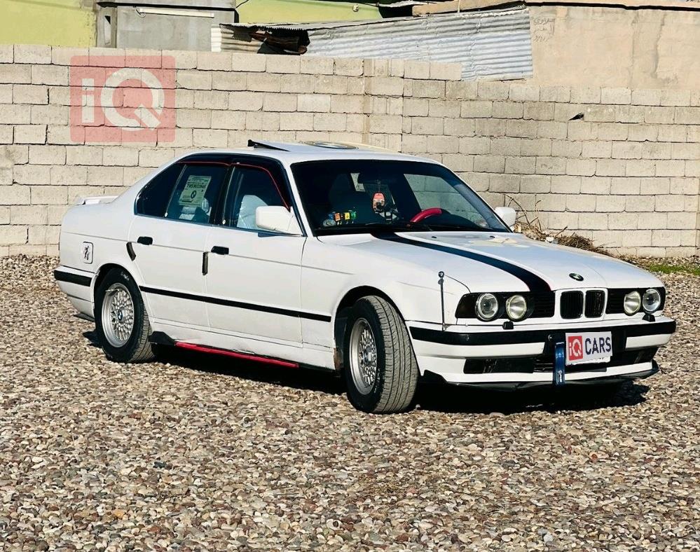 بي ام دبليو الفئة 5